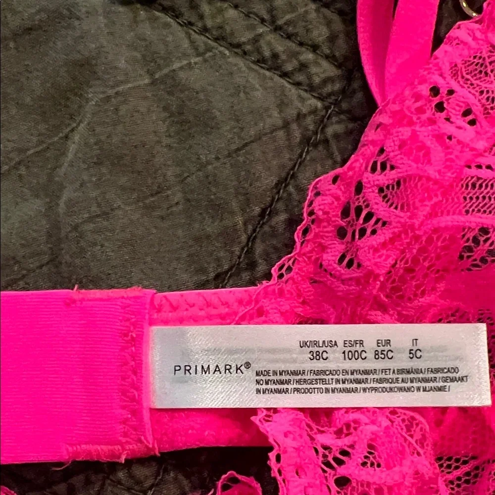 Lace Underwire Bra in Neon Pink - Picture 2 of 4